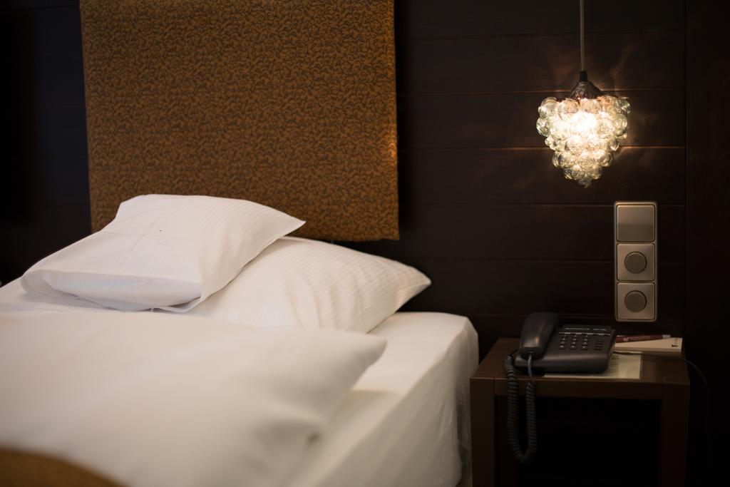 Hotel Heiligenstein Баден-Баден Екстериор снимка