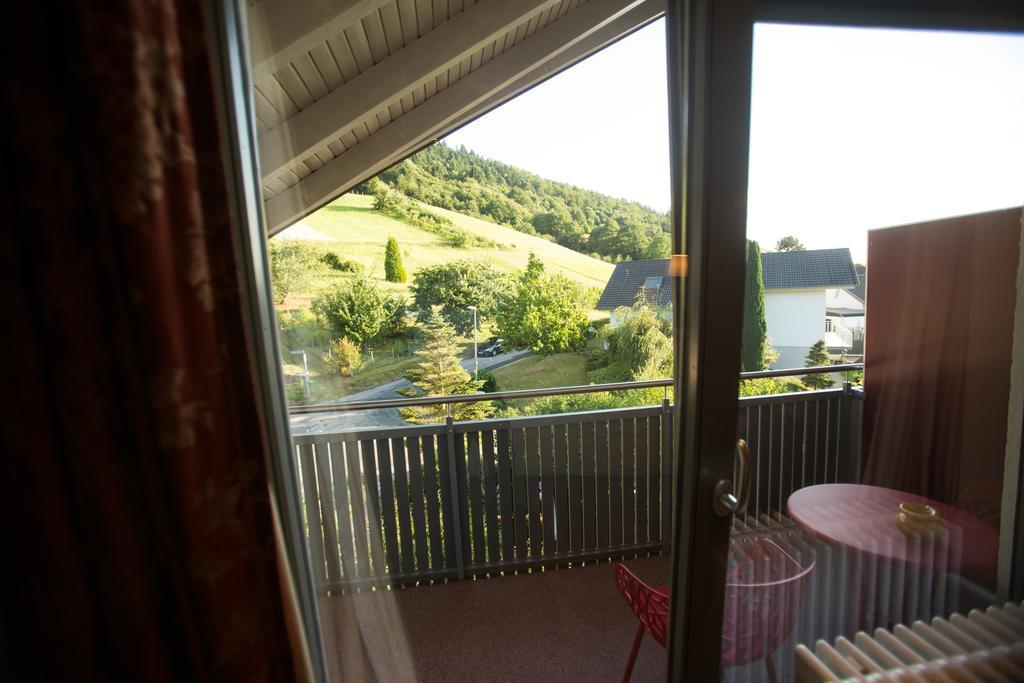 Hotel Heiligenstein Баден-Баден Екстериор снимка